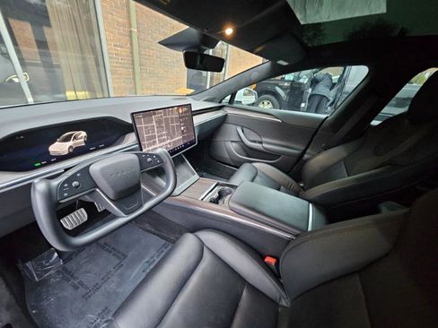 Used 2022 Tesla Model S AWD image 35