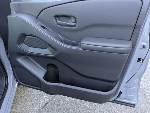 New 2026 Nissan Frontier SV w/ All-Weather Content Package AWD/4WD image 27