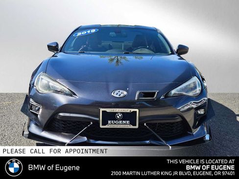 Used 2019 Toyota 86 RWD image 8