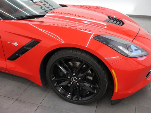 Used 2015 Chevrolet Corvette Stingray Convertible w/ 3LT Preferred Equipment Group image 21