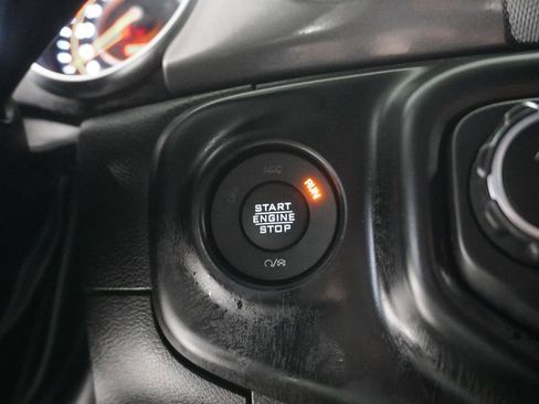 Used 2022 Jeep Wrangler Unlimited Sport image 18