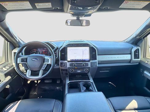 Used 2022 Ford F250 Lariat w/ Black Appearance Package image 15