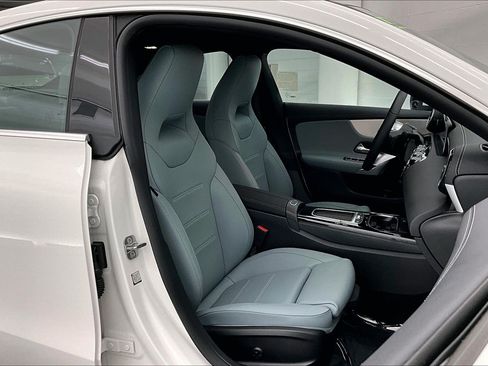 Used 2026 Mercedes-Benz CLA 250 image 6