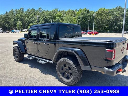 Used 2023 Jeep Gladiator Mojave w/ LED Lighting Group AWD/4WD image 5