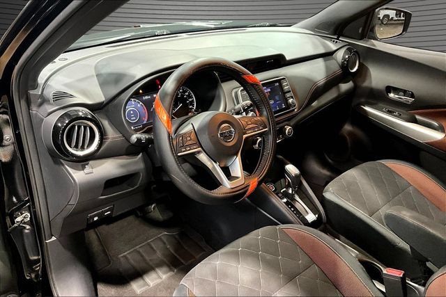 Used 2019 Nissan Kicks SR w/ Exterior Package FWD image 16
