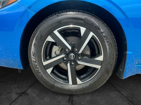 Used 2024 Nissan Sentra SV FWD image 15