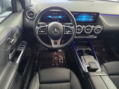 Used 2021 Mercedes-Benz GLA 250 image 12