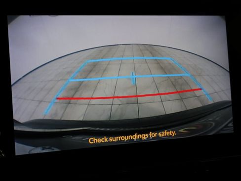 Used 2023 Toyota Corolla LE image 7