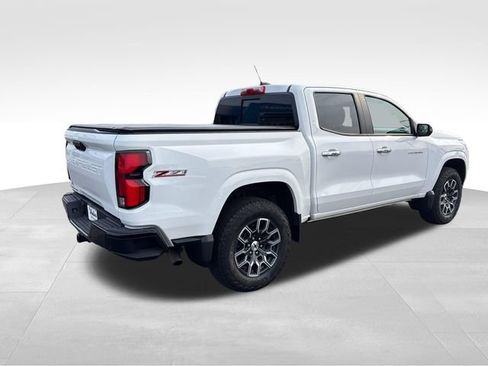 Used 2025 Chevrolet Colorado Z71 AWD/4WD image 6