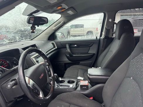 Used 2014 GMC Acadia SLE image 11