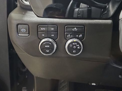 Certified 2023 GMC Sierra 1500 Elevation image 31