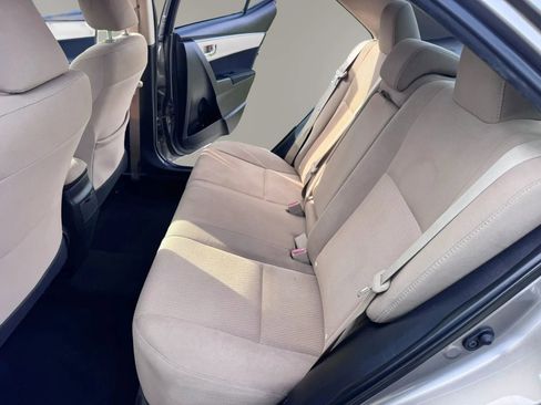 Used 2015 Toyota Corolla LE FWD image 10