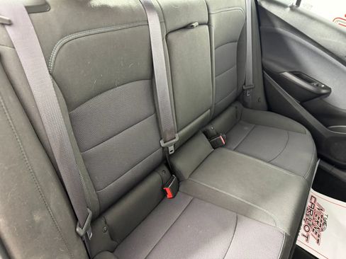 Used 2017 Chevrolet Cruze LT FWD image 32