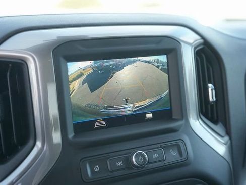 Used 2023 Chevrolet Silverado 2500 Custom w/ Custom Value Package image 26