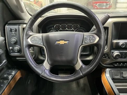 Used 2018 Chevrolet Silverado 2500 High Country w/ Duramax Plus Package image 18