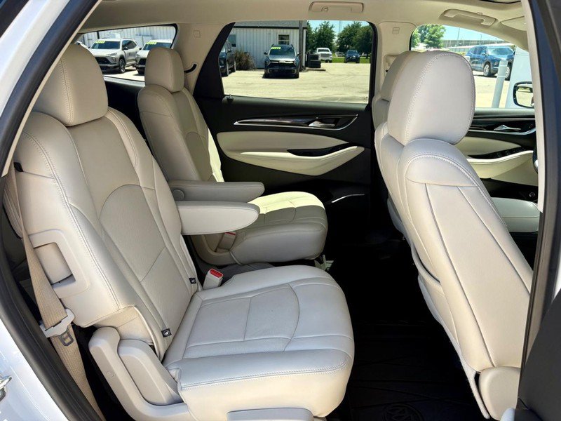 Used 2023 Buick Enclave Essence w/ Experience Buick Package FWD image 10