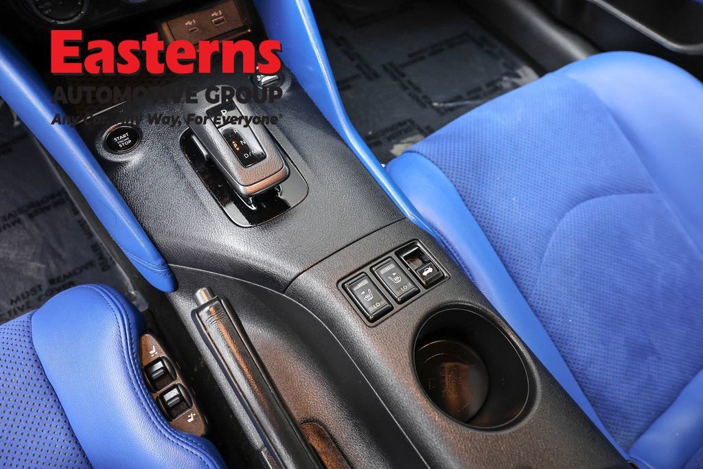Used 2025 Nissan Z Performance w/ Floor Mat Package RWD image 15