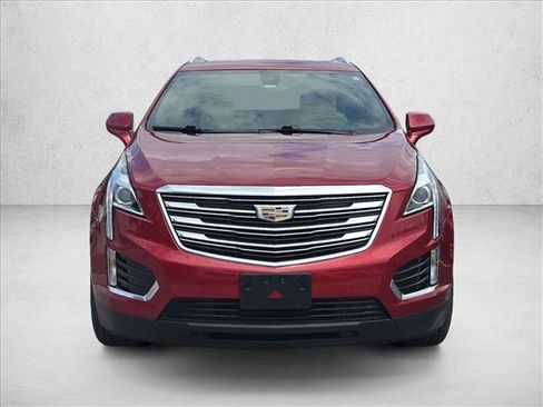 Used 2019 Cadillac XT5 Luxury FWD image 2
