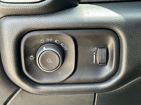 Used 2024 RAM 2500 Tradesman AWD/4WD image 10