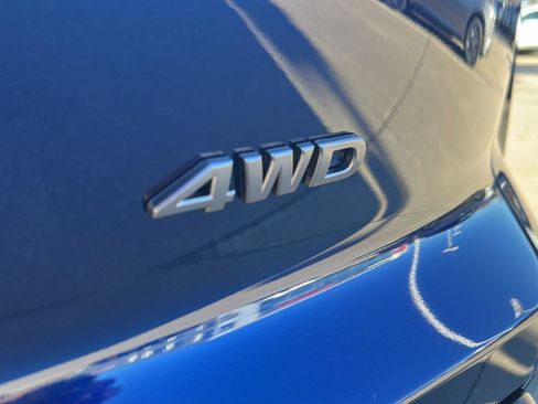New 2026 Nissan Pathfinder SV AWD/4WD image 9