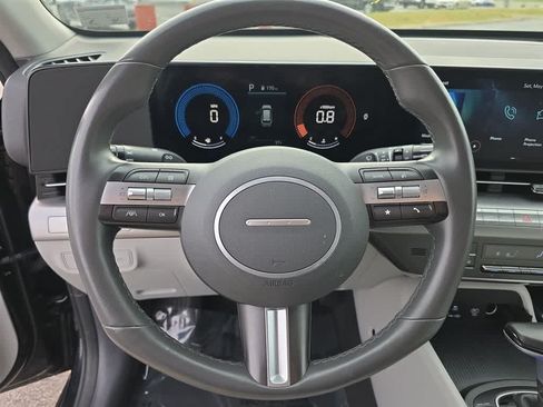 Used 2024 Hyundai Kona SEL FWD image 36