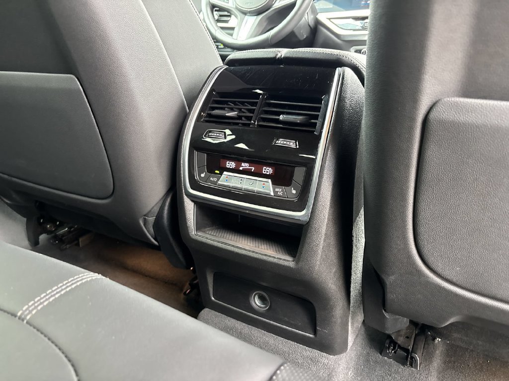 Certified 2025 BMW X6 xDrive40i AWD/4WD image 20