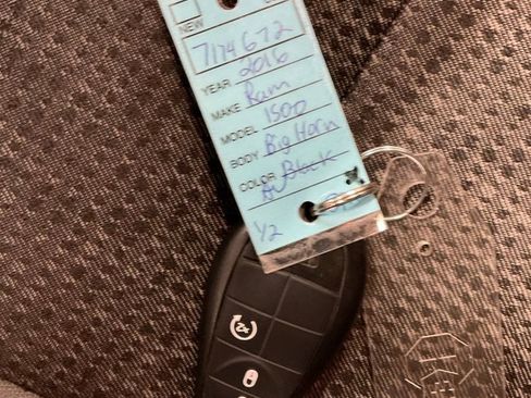 Used 2016 RAM 1500 Big Horn image 35