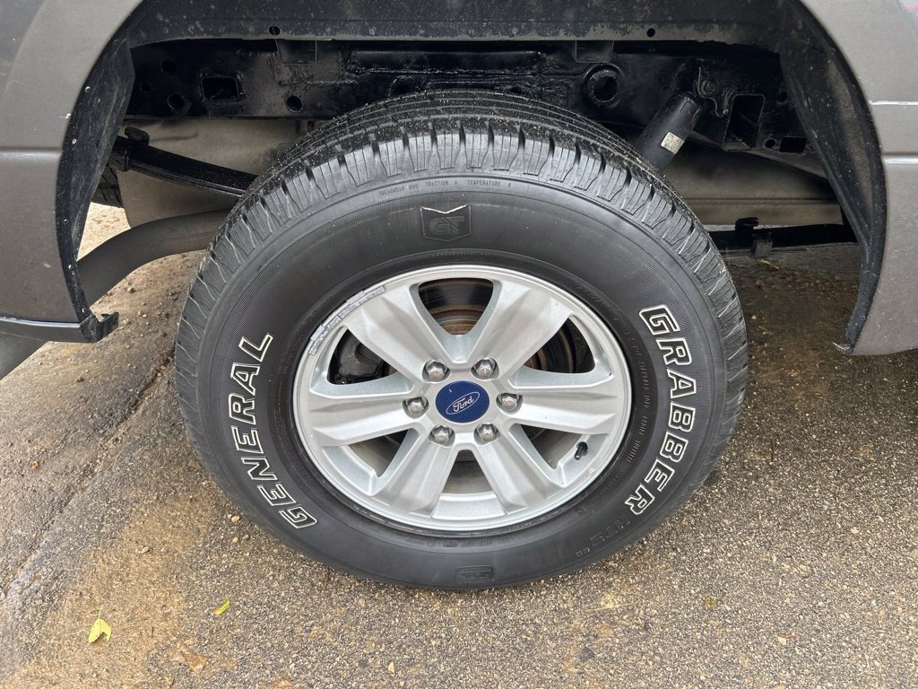Used 2017 Ford F150 XLT w/ Trailer Tow Package AWD/4WD image 7