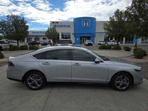 Certified 2025 Honda Accord EX-L image 4