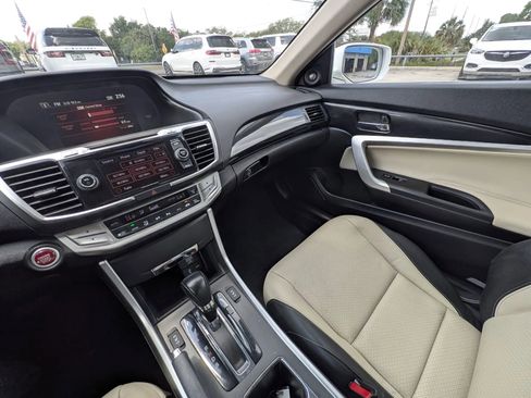 Used 2015 Honda Accord EX-L image 10