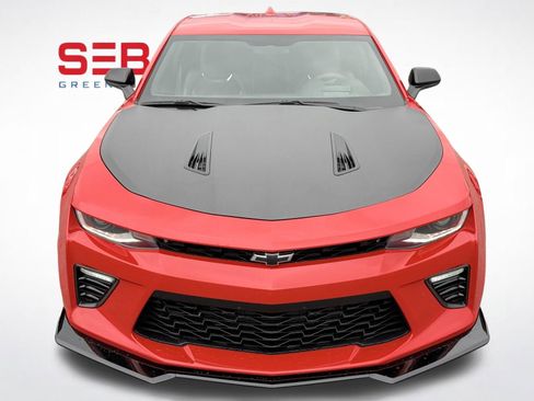 Used 2017 Chevrolet Camaro SS RWD image 9