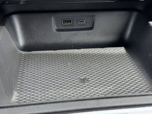 New 2026 GMC Terrain AT4 w/ LPO, Floor Liner Package image 27