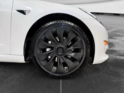 Used 2019 Tesla Model 3 Performance AWD/4WD image 34