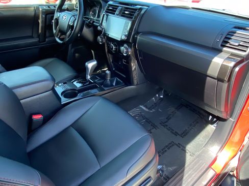 Certified 2023 Toyota 4Runner TRD Off-Road Premium w/ Off Road Premium Plus Package AWD/4WD image 9