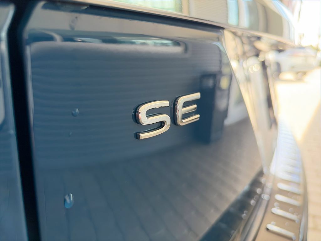 Certified 2026 Volkswagen Atlas SE FWD image 42