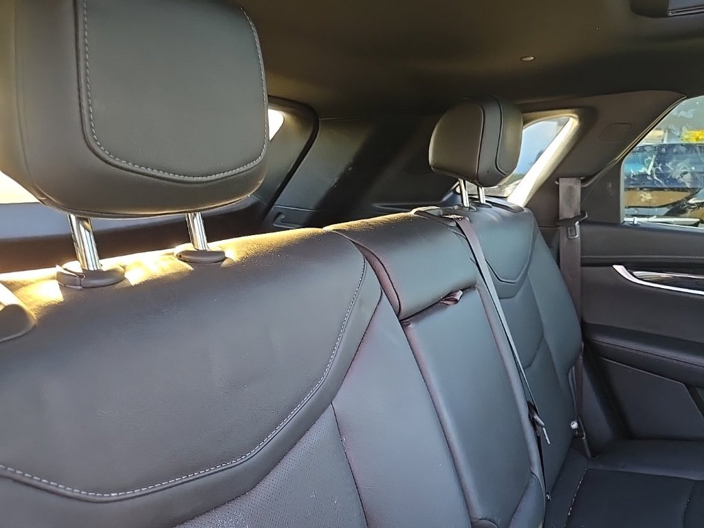 Used 2020 Cadillac XT5 Premium Luxury AWD/4WD image 41