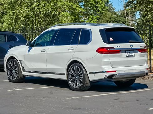 Used 2019 BMW X7 xDrive40i w/ Premium Package AWD/4WD image 5