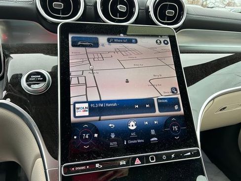 Used 2024 Mercedes-Benz GLC 300 4MATIC image 14