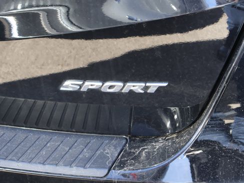 Used 2023 Honda Odyssey Sport image 9