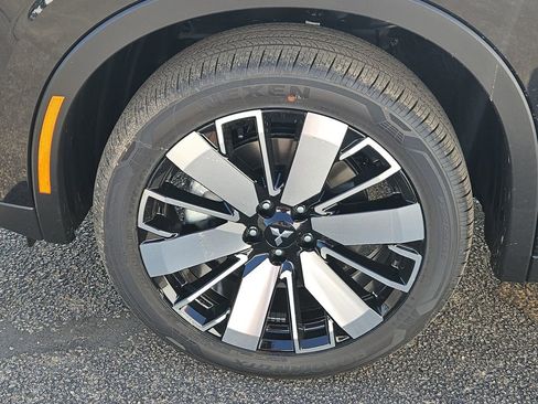 New 2025 Mitsubishi Outlander SE image 17