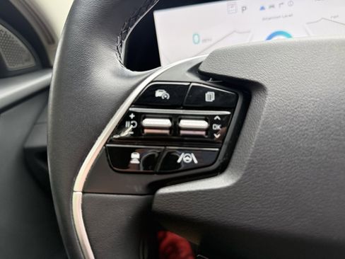 Used 2024 Kia EV6 Wind image 35