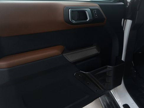 Used 2022 Ford Bronco Outer Banks image 25