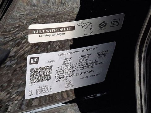 New 2026 Chevrolet Traverse Z71 w/ LPO, Floor Liner Package image 17