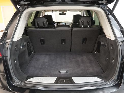 Used 2019 Buick Envision Essence FWD image 11