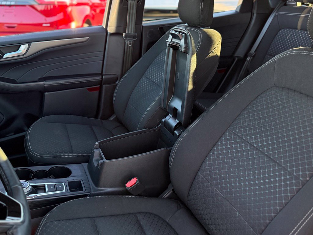 Used 2023 Ford Escape Active w/ Tech Pack #2 AWD/4WD image 24