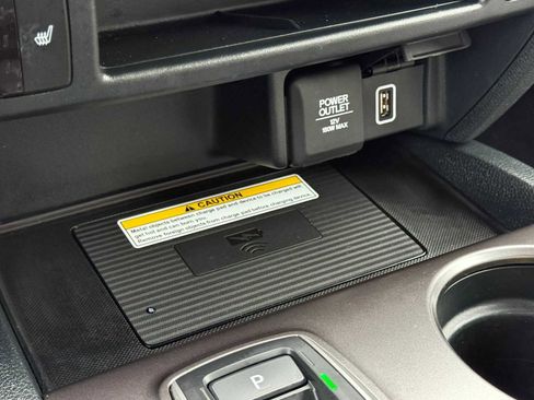 Used 2023 Honda Passport EX-L image 32