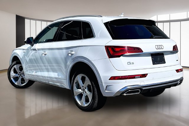 Used 2024 Audi Q5 2.0T Premium Plus w/ Premium Plus Package AWD/4WD image 4