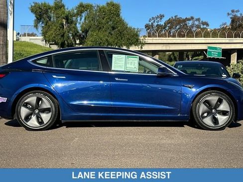 Used 2018 Tesla Model 3 Mid Range RWD image 4