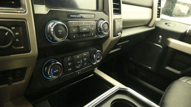 Used 2021 Ford F350 Lariat AWD/4WD image 17
