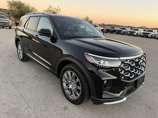 Used 2025 Ford Explorer Platinum video 1